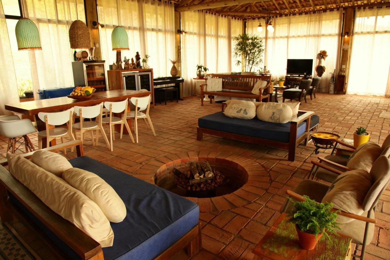 Solário Chalés Hotel Bueno Brandão Esterno foto