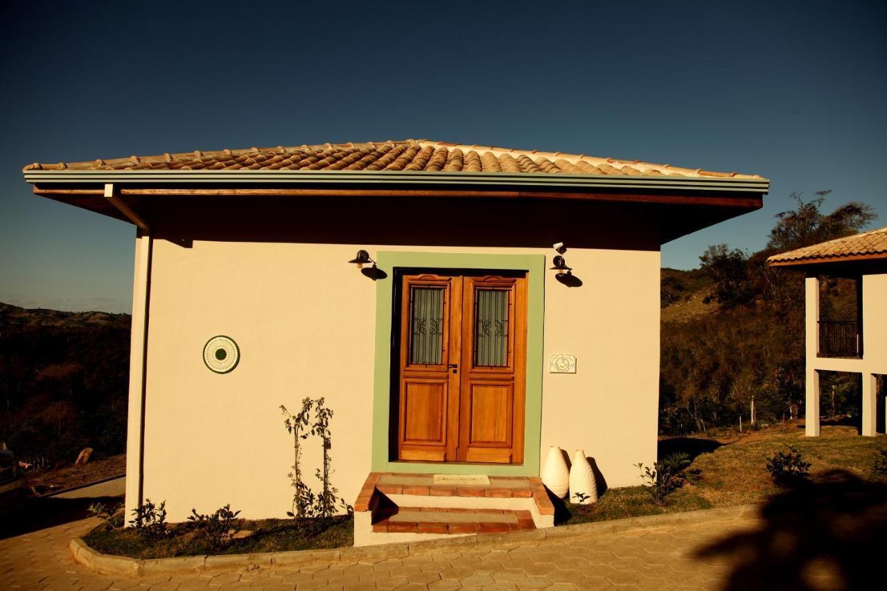 Solário Chalés Hotel Bueno Brandão Esterno foto